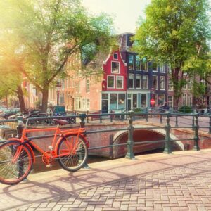tbilisi amsterdam flights