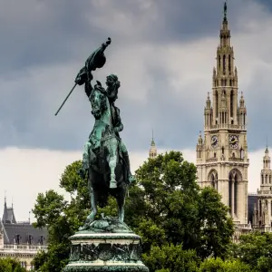 kutaisi vienna flights